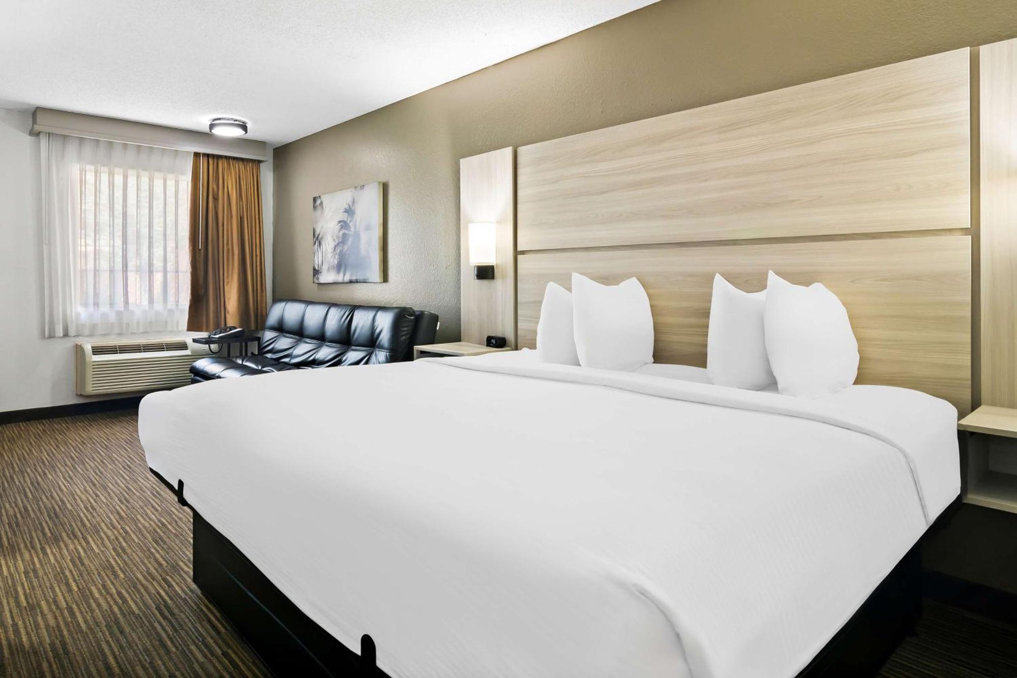 Best Western The Oasis At Joplin Exterior photo
