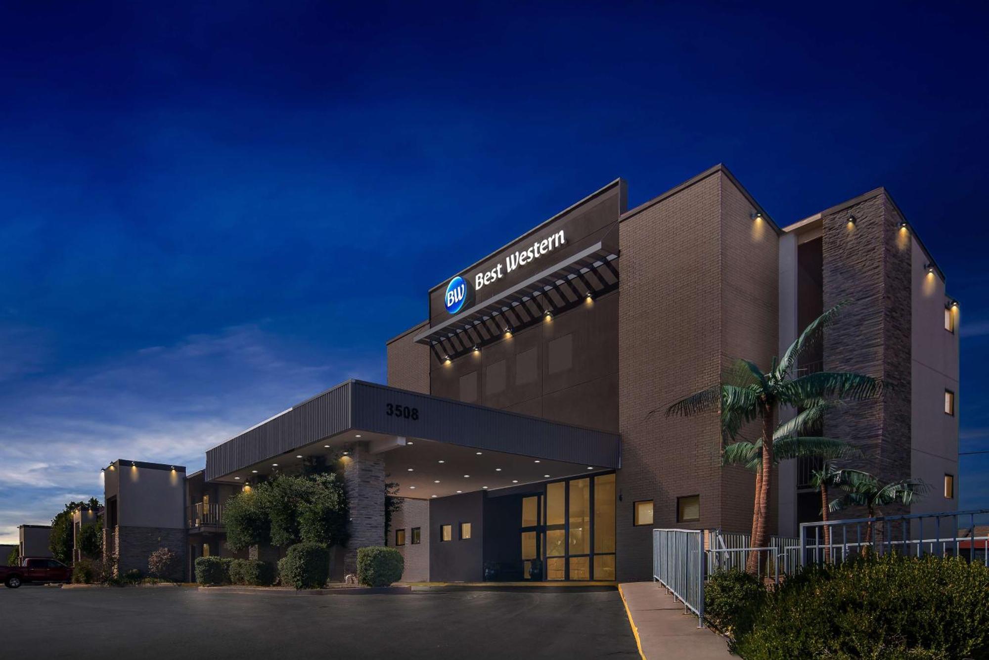 Best Western The Oasis At Joplin Exterior photo